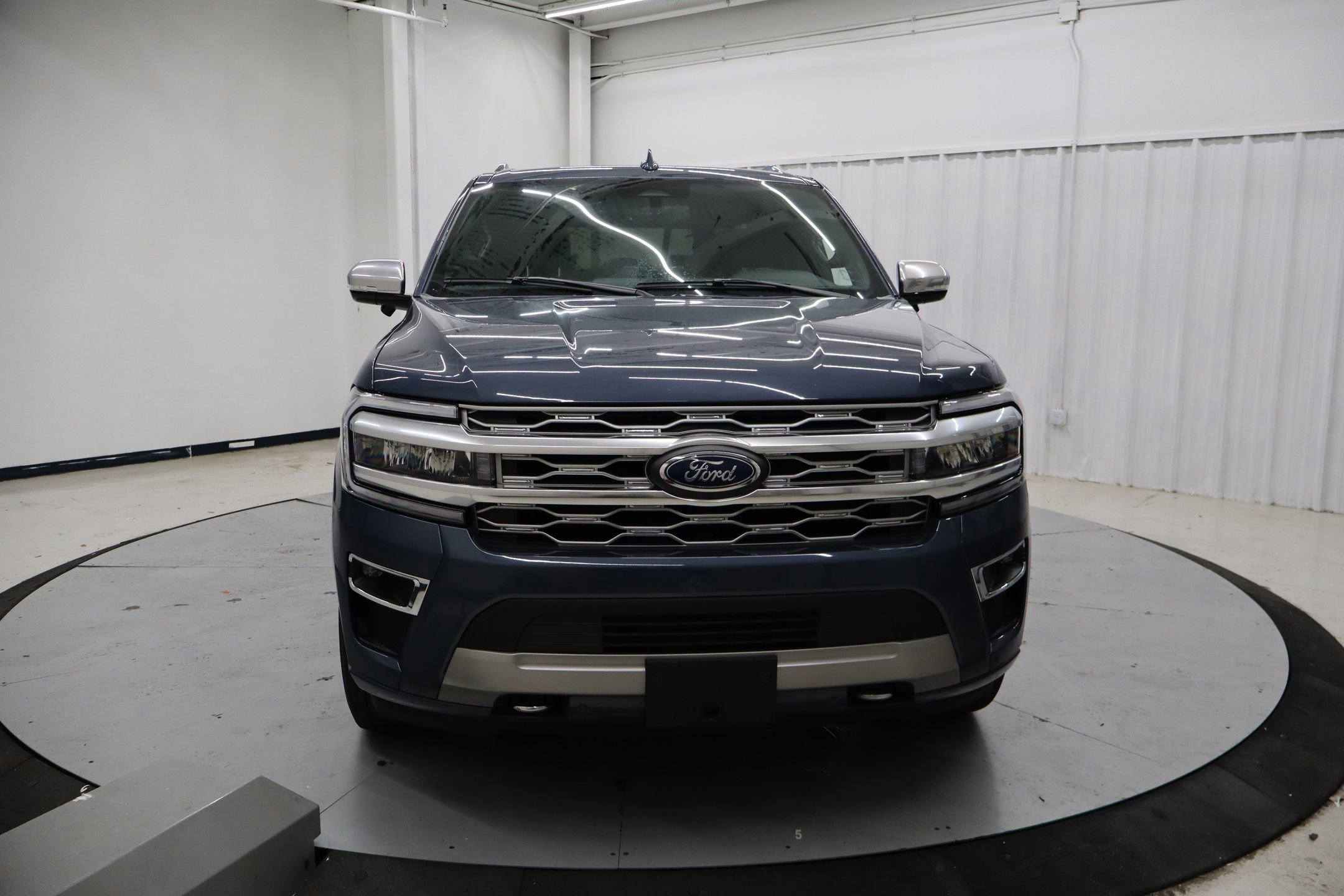 Certified 2022 Ford Expedition Max Platinum AWD/4WD image 11