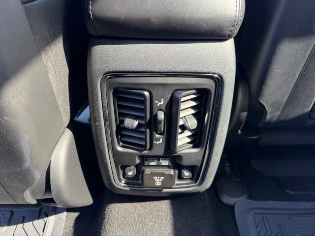 Used 2019 Jeep Grand Cherokee Limited w/ Luxury Group II AWD/4WD image 25