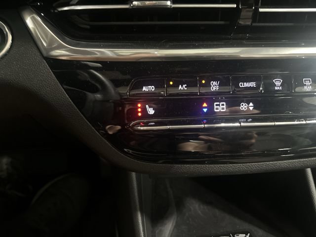 Used 2024 Buick Envista Avenir FWD image 35