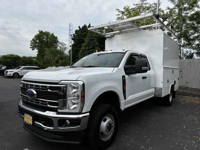 Certified 2024 Ford F350 XL w/ Snow Plow Prep Package AWD/4WD image 8