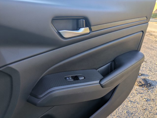 Used 2024 Nissan Altima 2.5 SV image 30