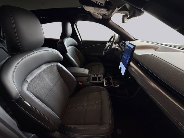 Certified 2025 Ford Mustang Mach-E GT image 17