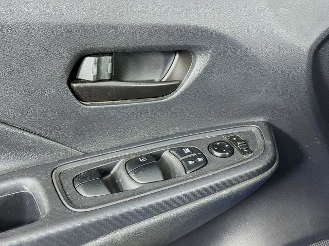 Used 2023 Nissan Versa S image 18