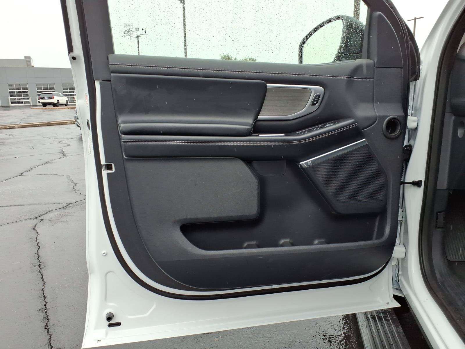 Certified 2025 Ford Expedition Max Platinum AWD/4WD image 21