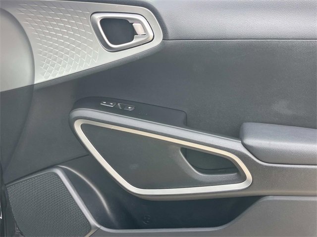 Used 2024 Kia Soul LX w/ Option Group 015 image 22