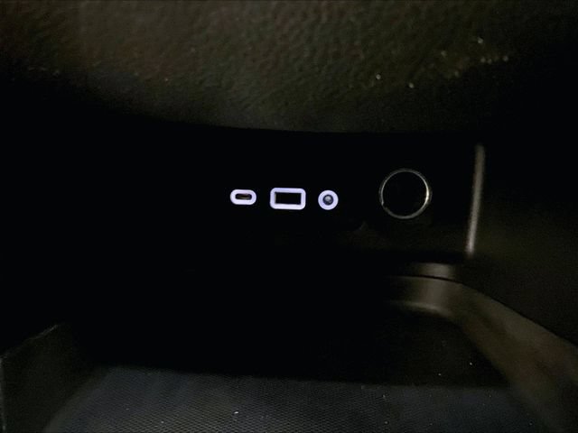 Used 2019 Chevrolet Equinox LT w/ Sun & Navigation Package AWD/4WD image 31