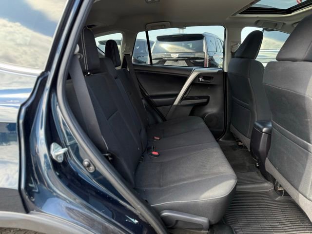 Used 2017 Toyota RAV4 XLE AWD/4WD image 29