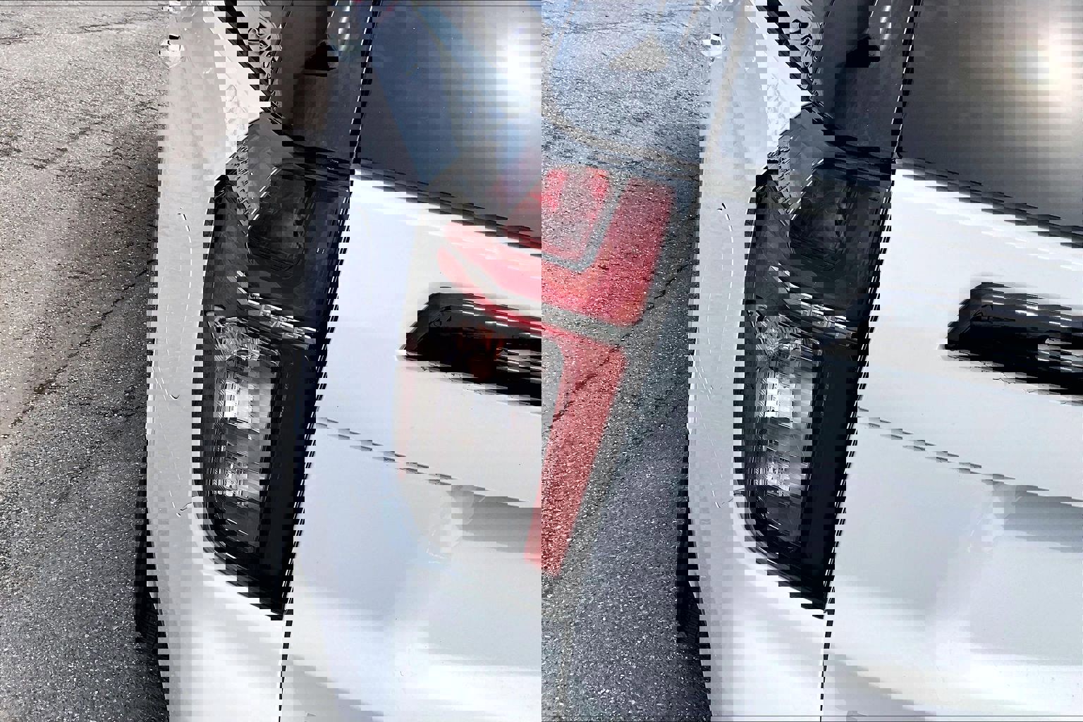 Used 2024 Chevrolet Tahoe LS image 31