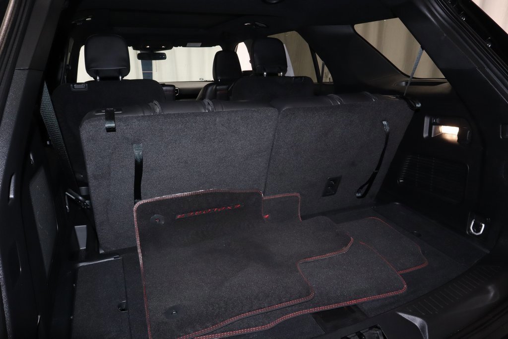 Certified 2024 Ford Explorer ST-Line w/ Class IV Trailer Tow Package image 19