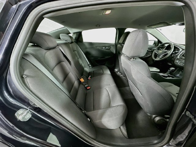 Used 2022 Chevrolet Malibu LS FWD image 28