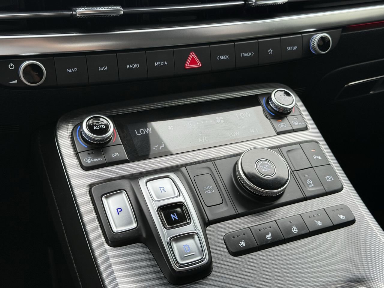 Used 2023 Hyundai Palisade Calligraphy w/ Cargo Package FWD image 17