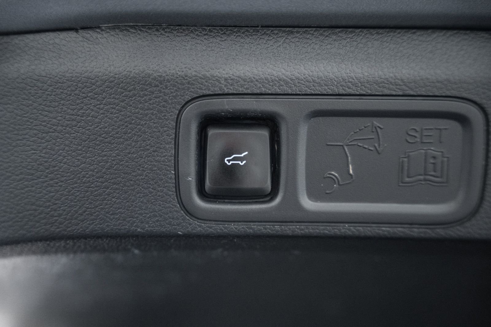 Certified 2023 Ford Expedition Max XLT image 25