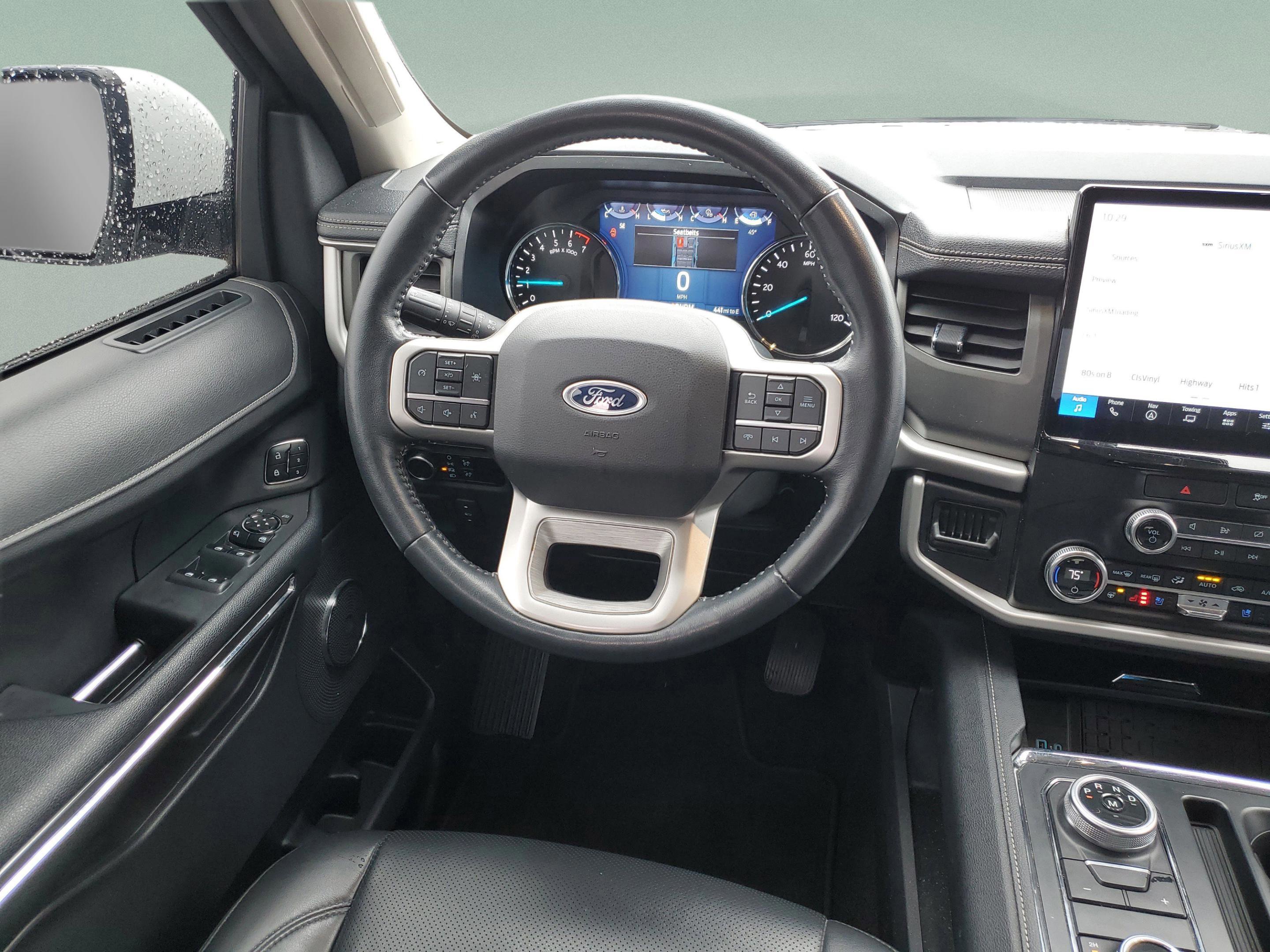Certified 2023 Ford Expedition Max XLT image 11