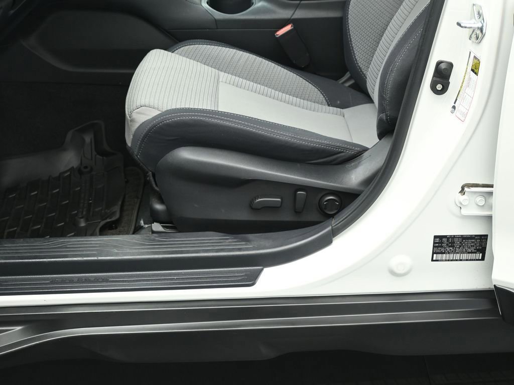 Used 2021 Subaru Outback Premium image 36