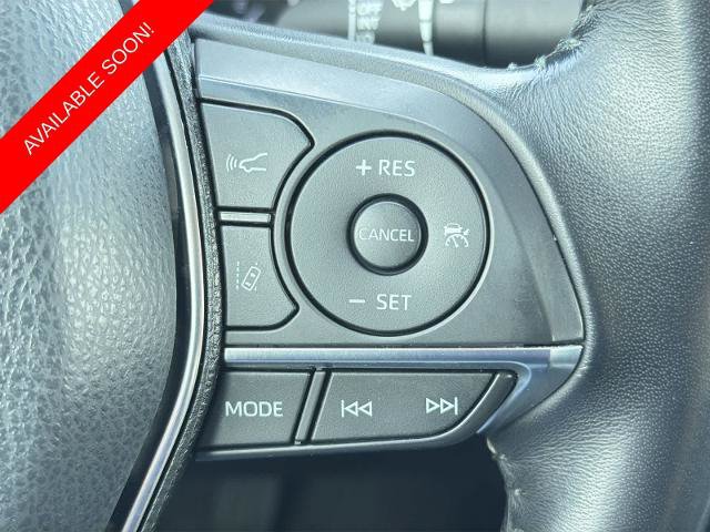 Used 2018 Toyota Camry XLE FWD image 24