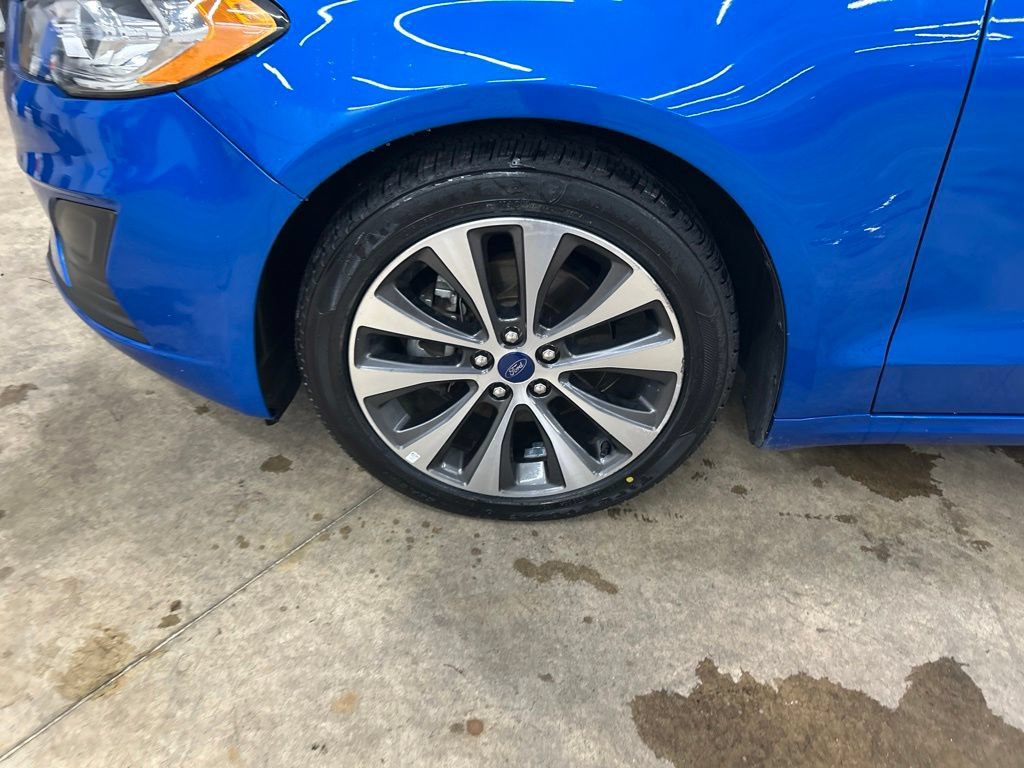 Certified 2020 Ford Fusion SE AWD/4WD image 29