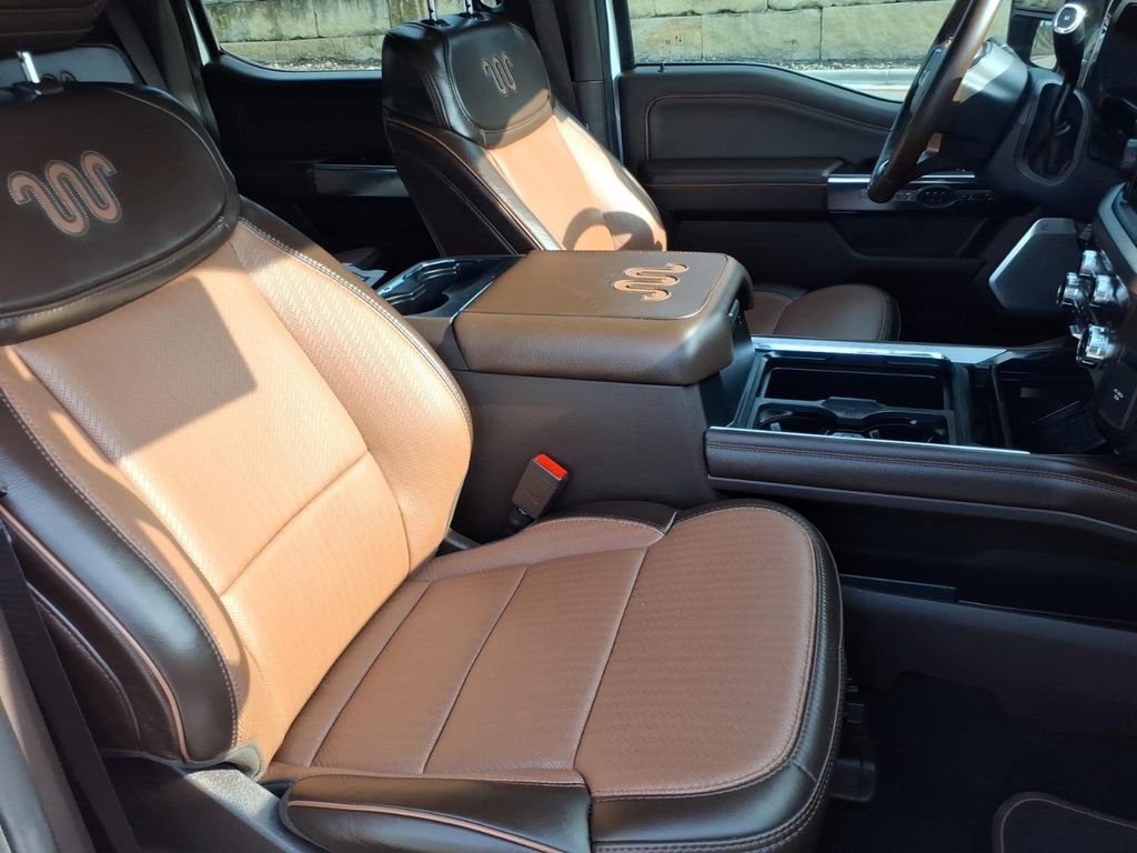 Certified 2024 Ford F250 King Ranch AWD/4WD image 8