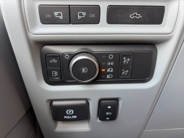 Certified 2022 Ford F150 Limited AWD/4WD image 14