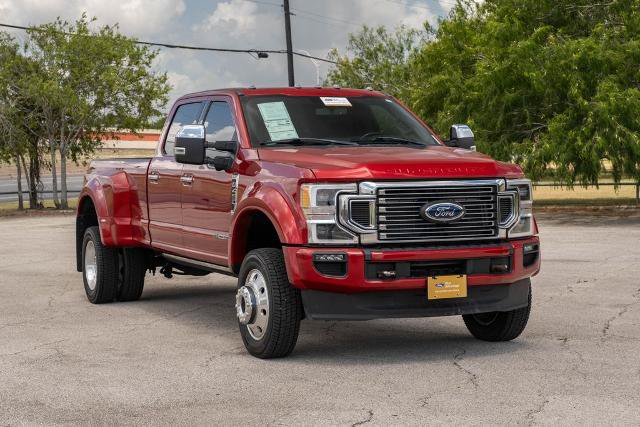 Certified 2022 Ford F450 Platinum w/ FX4 Off-Road Package AWD/4WD image 2