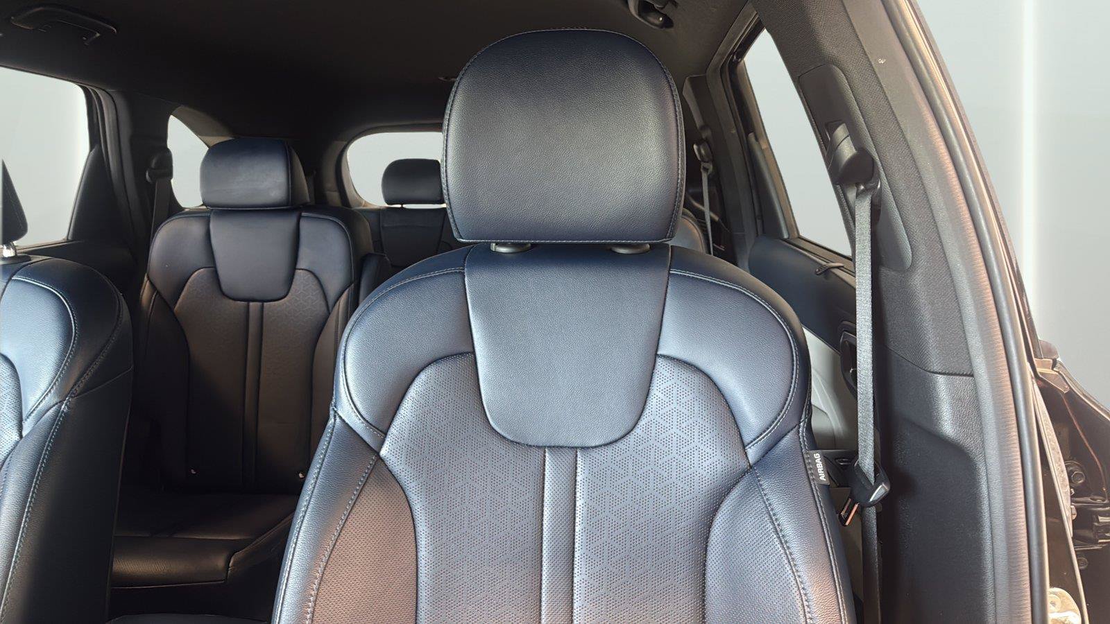 Used 2023 Kia Sorento SX Prestige AWD/4WD image 23
