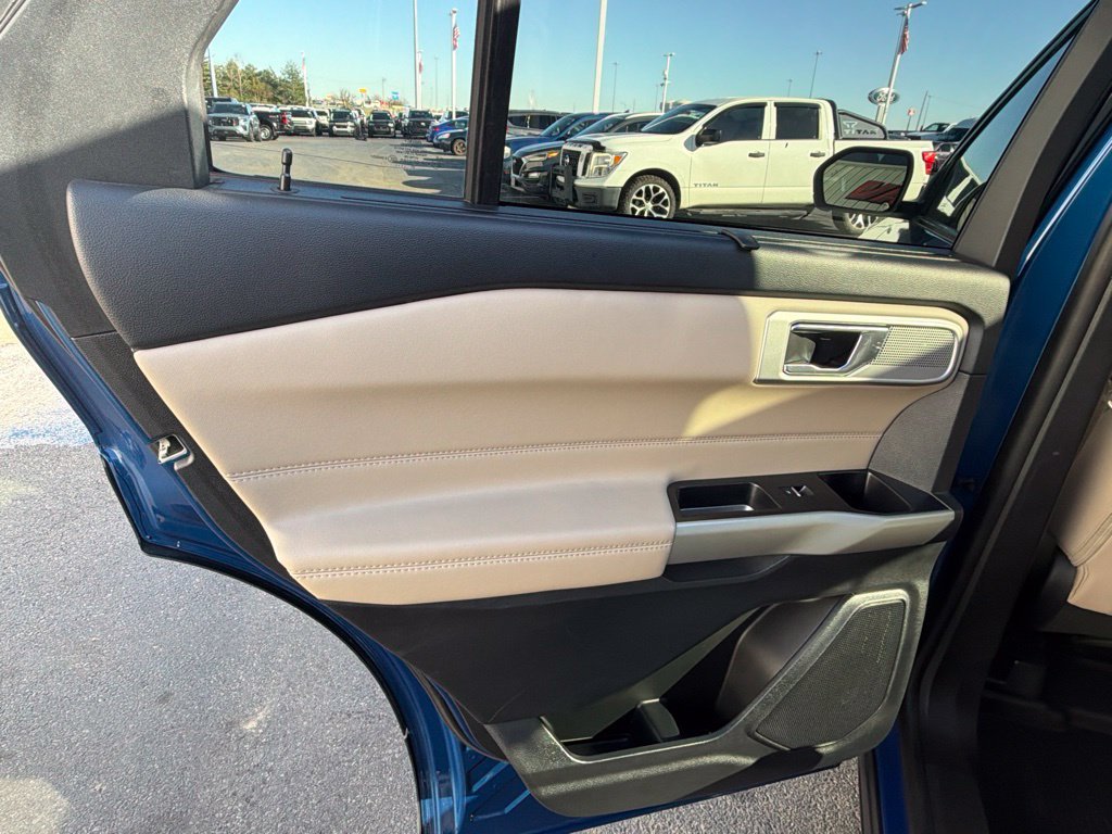 Certified 2022 Ford Explorer Limited AWD/4WD image 25