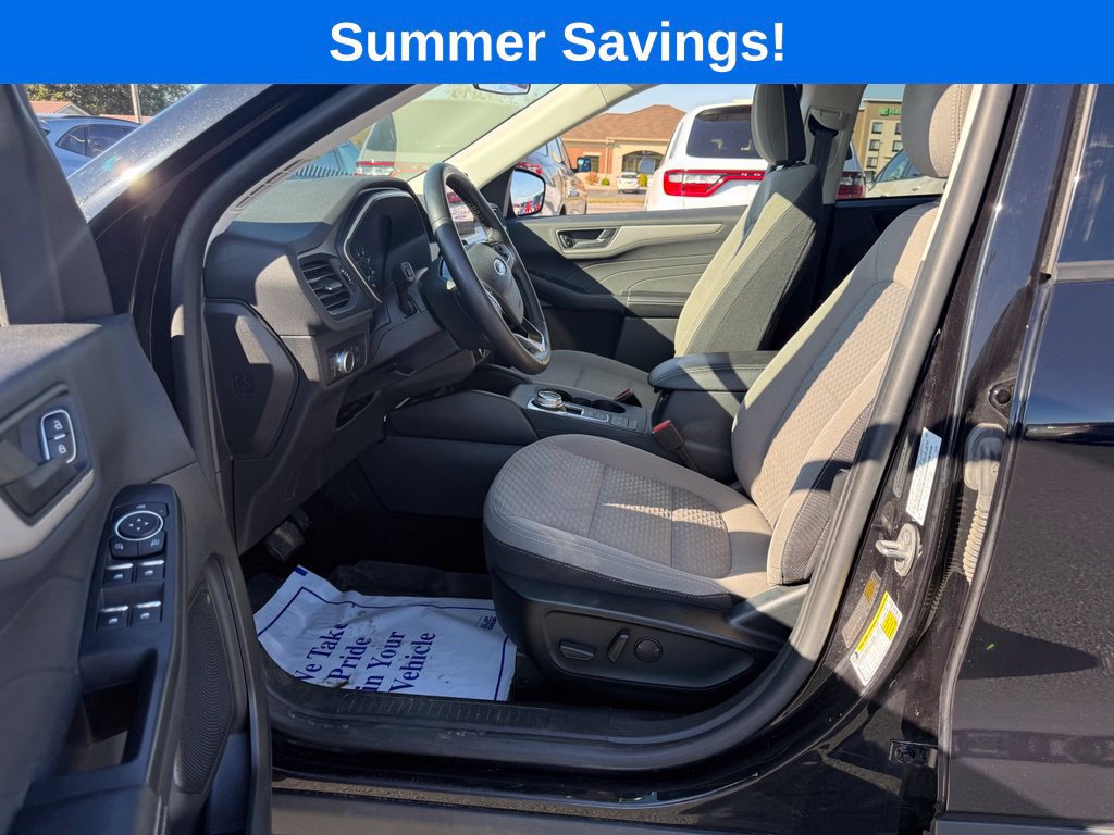 Certified 2022 Ford Escape SE w/ SE Sport Appearance Package AWD/4WD image 22