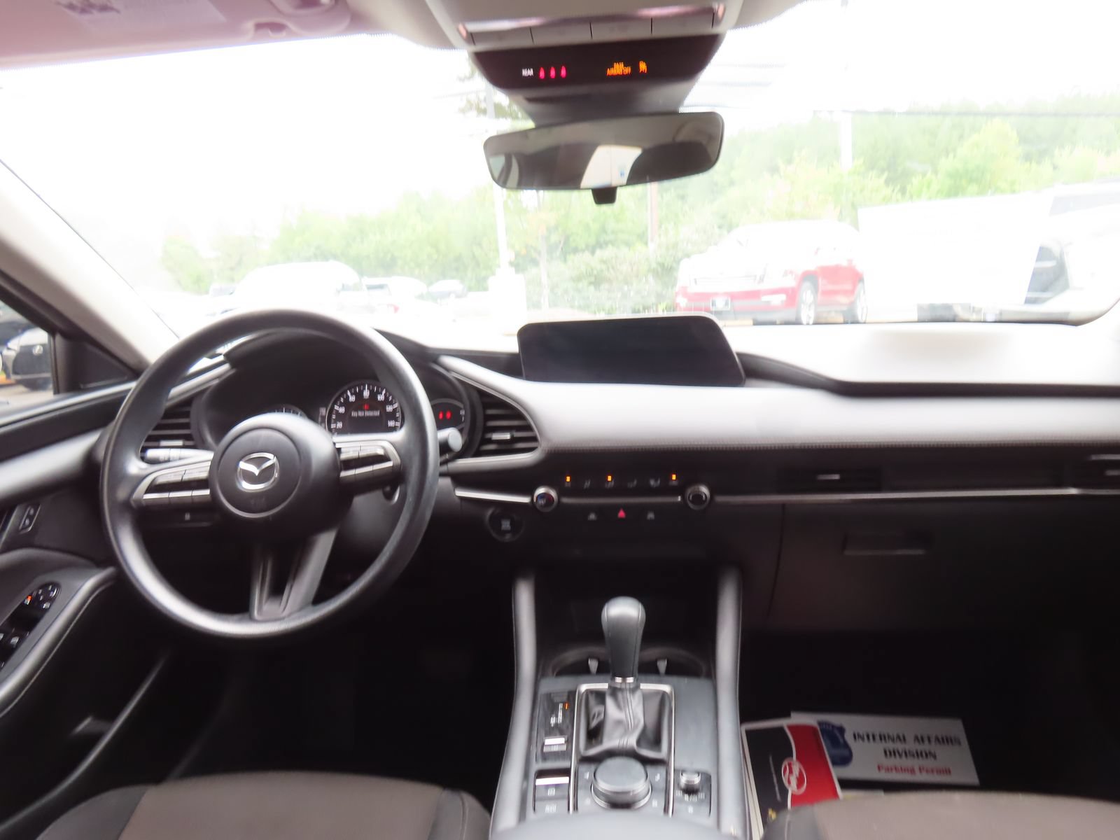 Used 2020 MAZDA MAZDA3 Sedan FWD image 19
