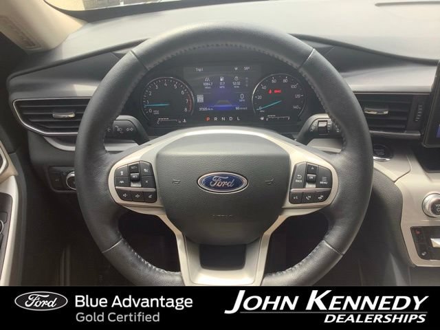 Certified 2022 Ford Explorer XLT w/ Equipment Group 202A AWD/4WD image 14