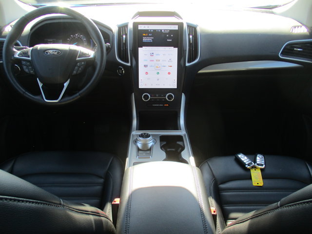 Certified 2024 Ford Edge SEL w/ Convenience Package AWD/4WD image 6