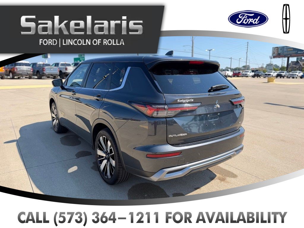 Used 2025 Mitsubishi Outlander AWD image 7
