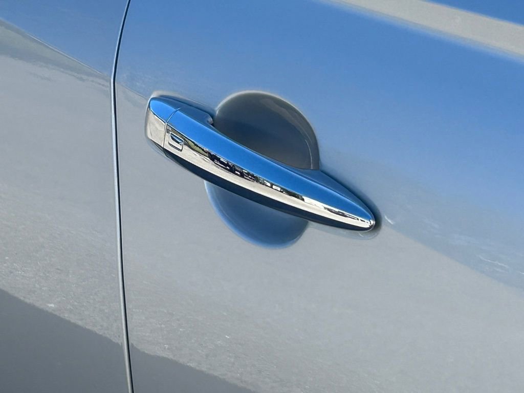 Used 2024 Nissan Altima 2.5 SV image 19