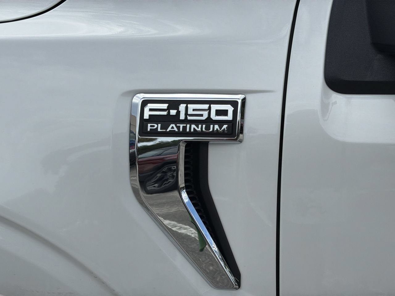 Certified 2023 Ford F150 Platinum w/ Equipment Group 701A High AWD/4WD image 9