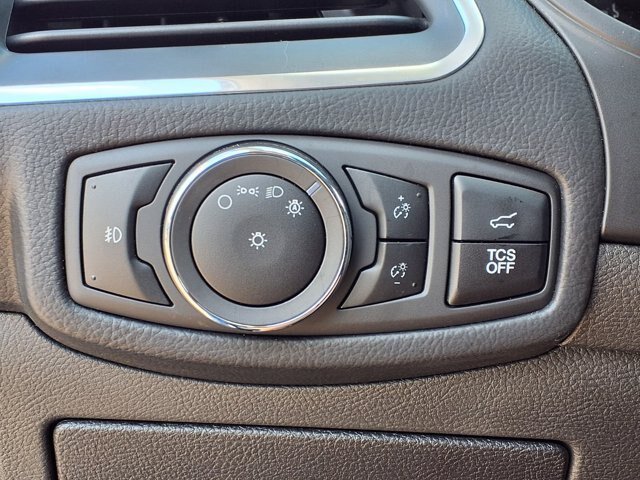 Certified 2023 Ford Edge Titanium AWD/4WD image 17