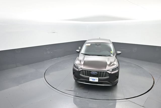 Certified 2023 Ford Escape Active AWD/4WD image 28