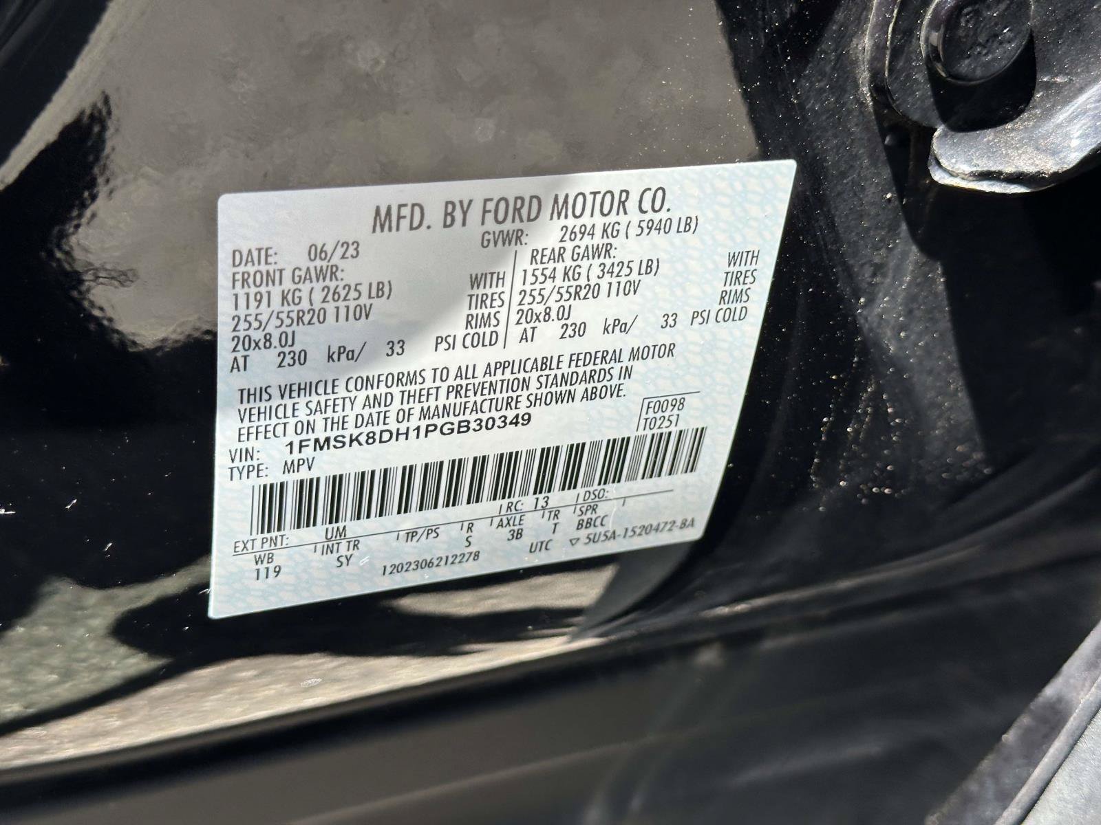 Certified 2023 Ford Explorer XLT w/ Equipment Group 202A AWD/4WD image 15