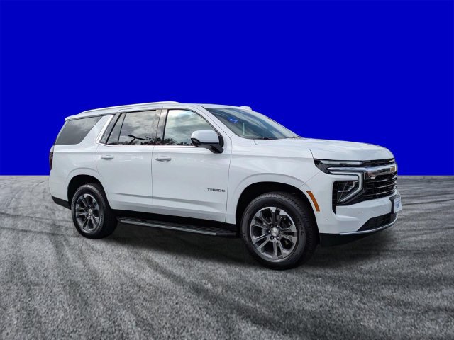 Used 2025 Chevrolet Tahoe LS AWD/4WD image 2