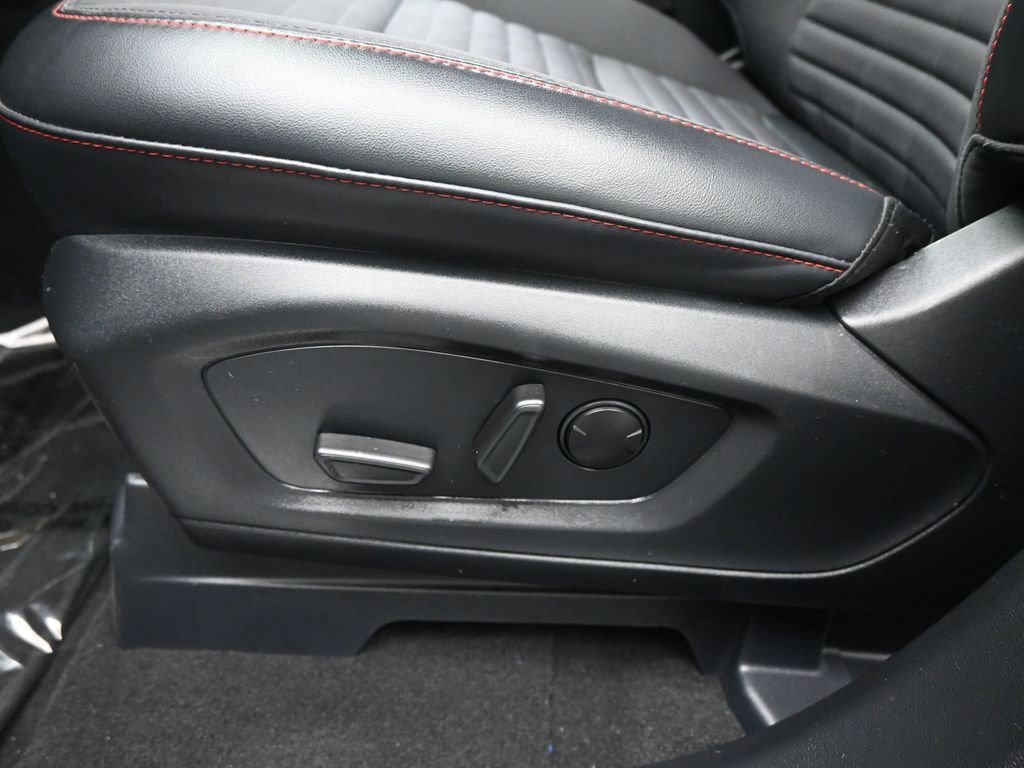 Certified 2025 Ford Explorer ST-Line image 11