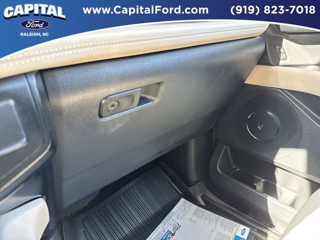 Certified 2023 Ford Expedition Platinum image 28