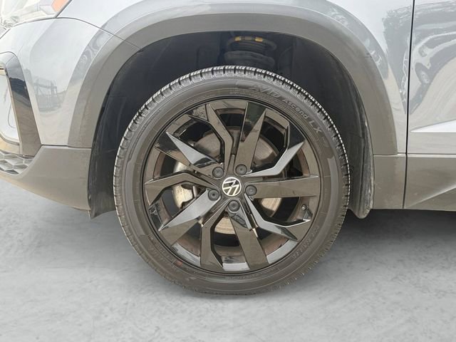 Used 2022 Volkswagen Taos SE FWD image 24