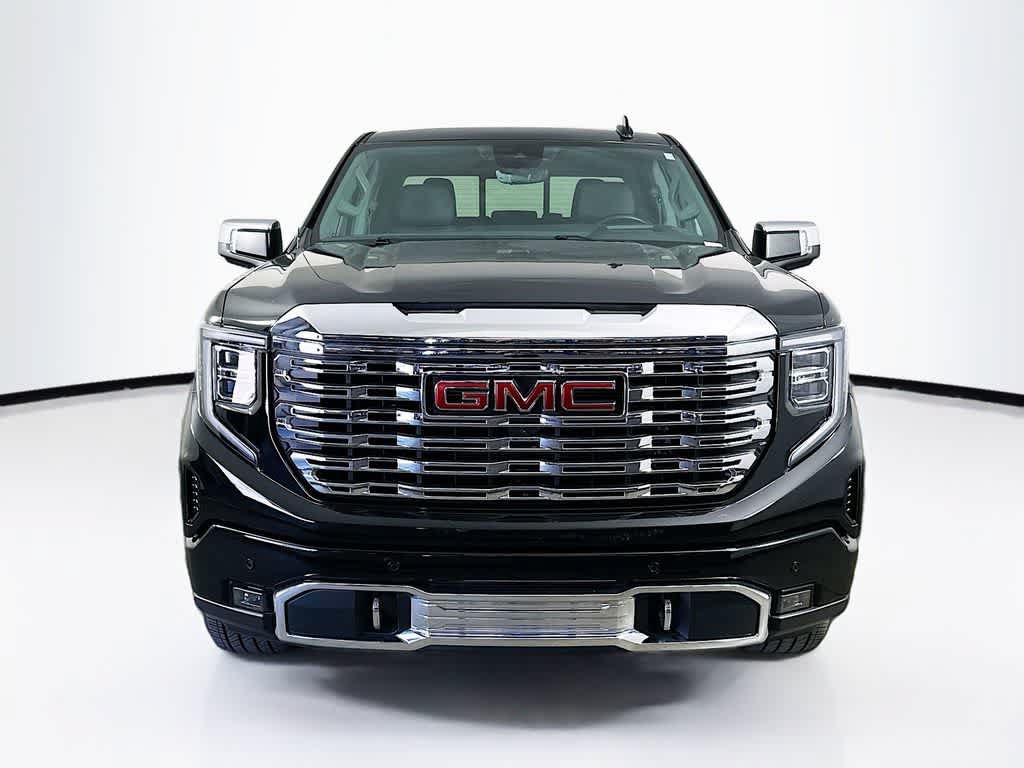 Used 2024 GMC Sierra 1500 Denali AWD/4WD image 6