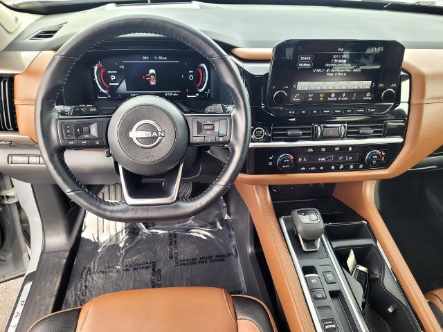 Used 2024 Nissan Pathfinder Platinum w/ Cargo Package FWD image 9