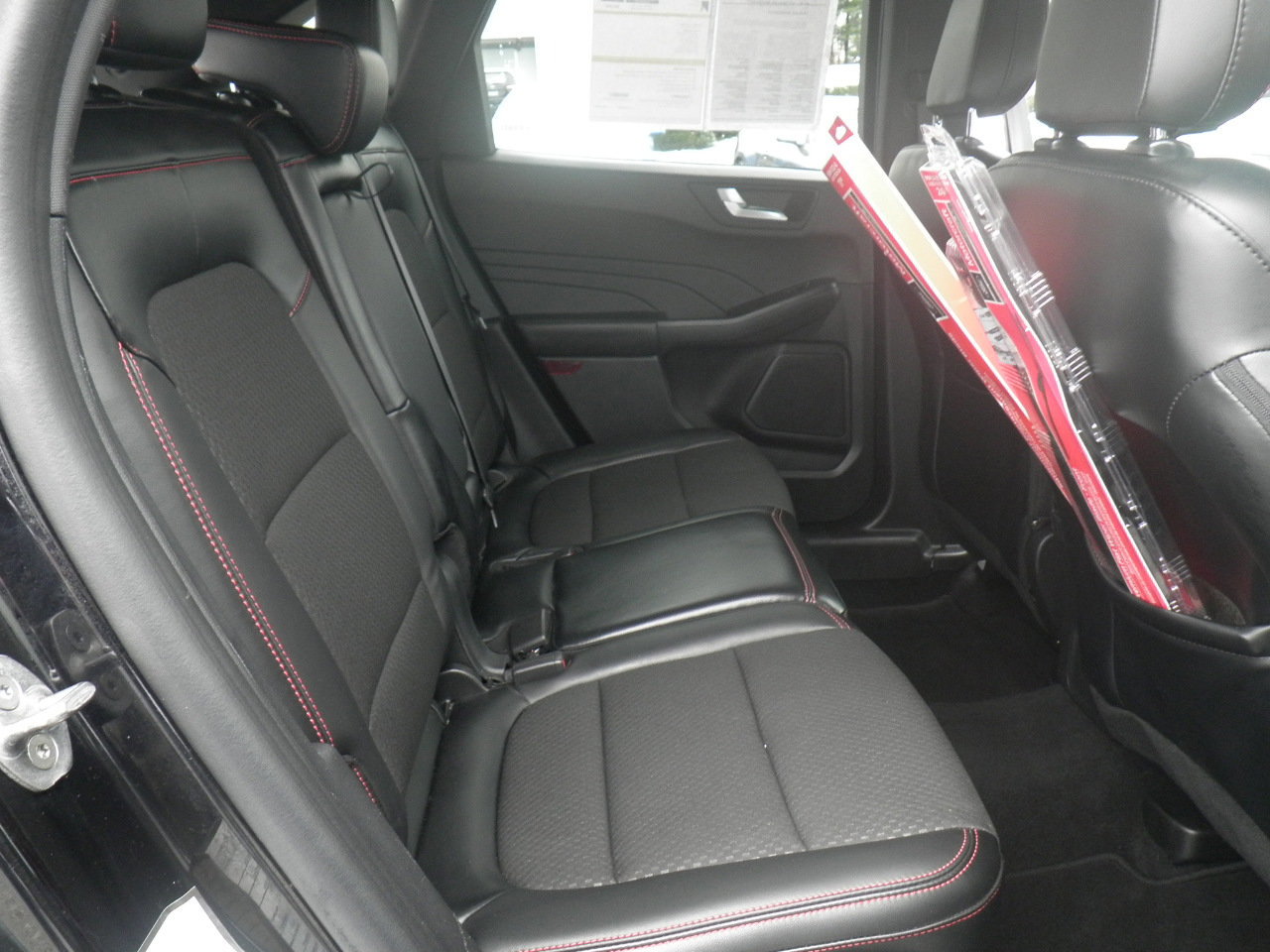 Certified 2024 Ford Escape ST-Line image 19