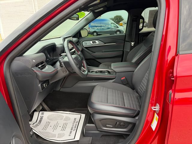 Certified 2025 Ford Explorer ST-Line w/ Premium Package AWD/4WD image 10