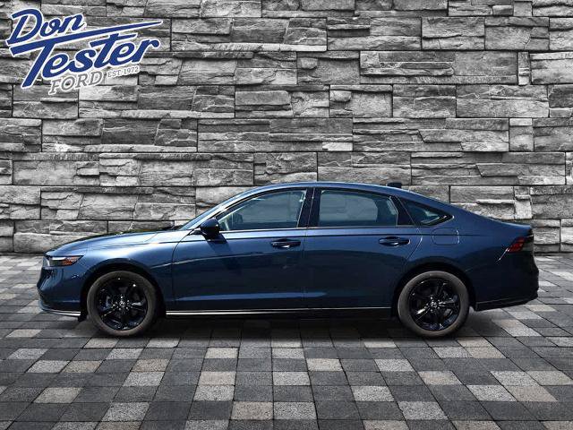 Used 2025 Honda Accord SE image 6