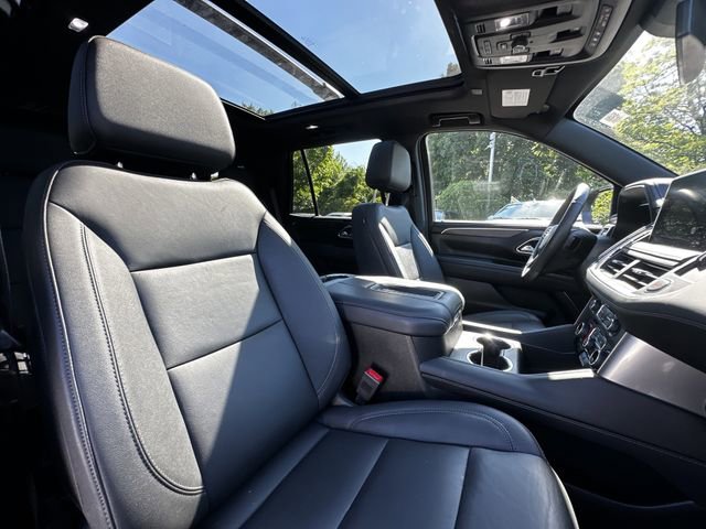 Used 2023 Chevrolet Tahoe LT w/ Luxury Package AWD/4WD image 34