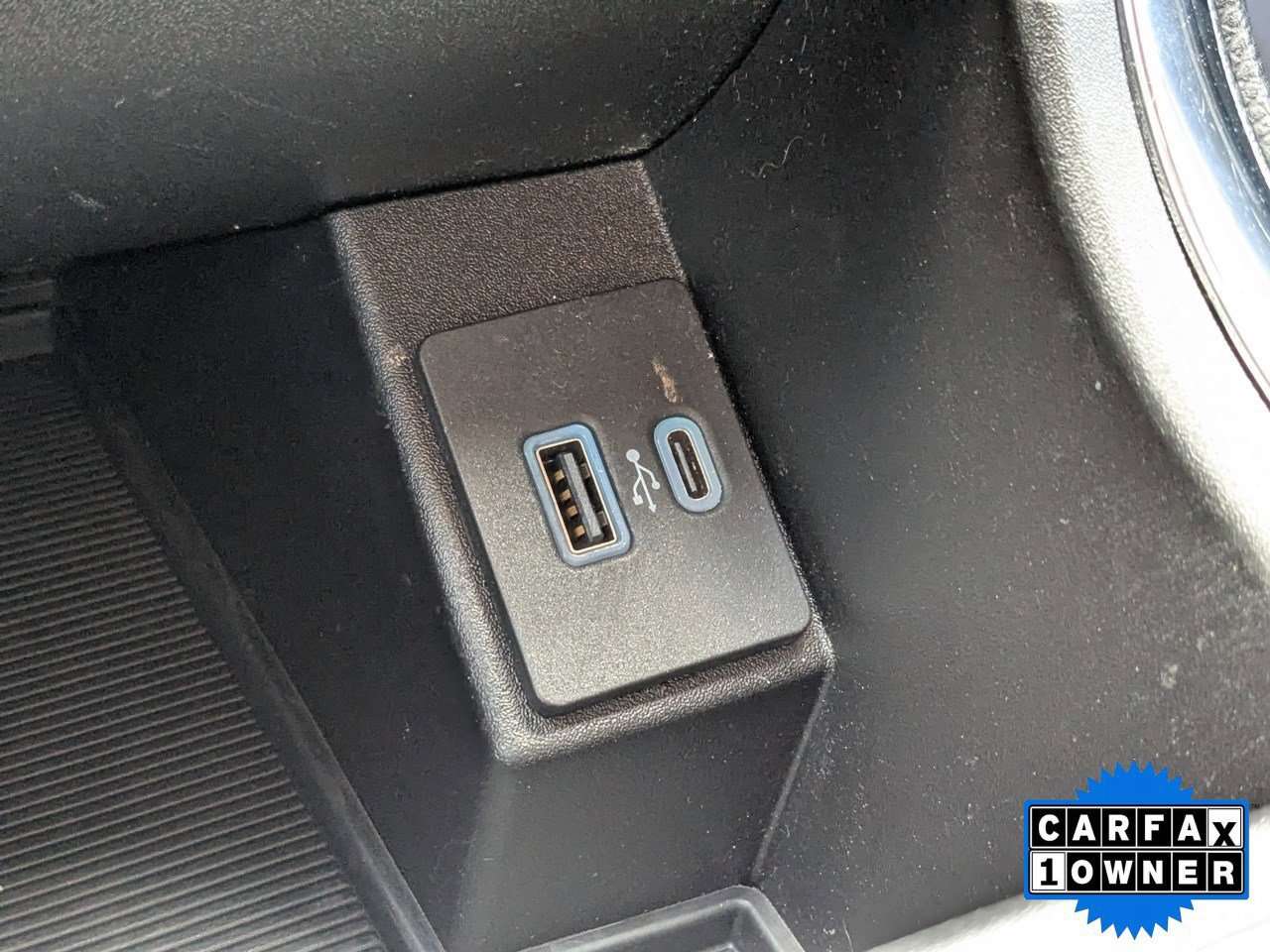 Certified 2023 Ford Edge ST image 26