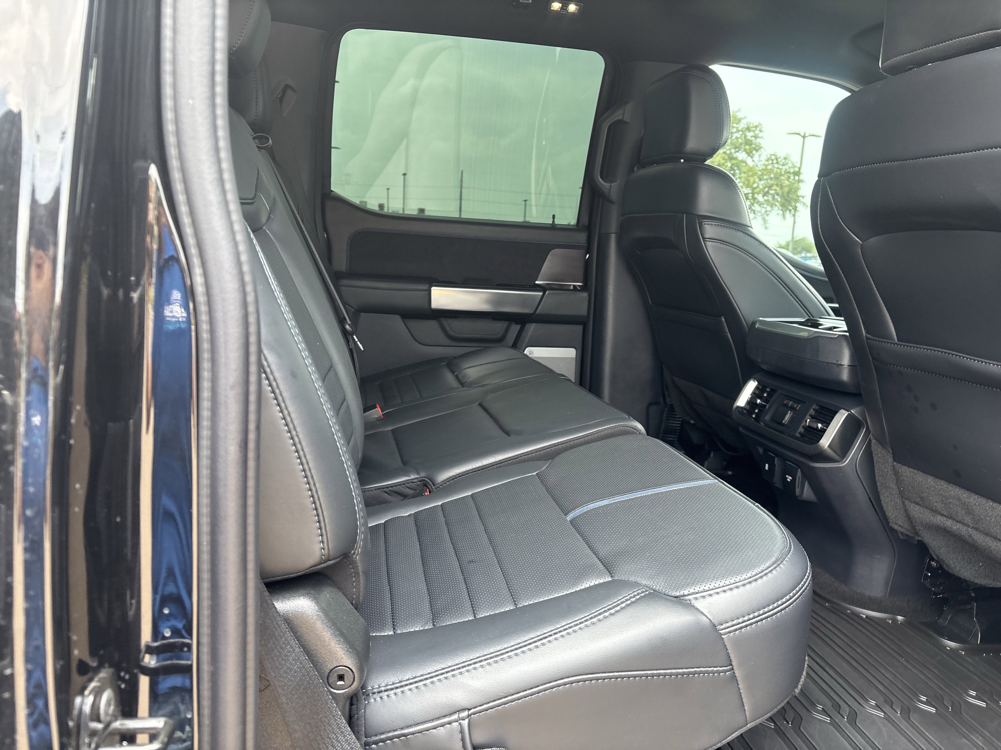 Certified 2024 Ford F150 Platinum w/ FX4 Off-Road Package AWD/4WD image 20