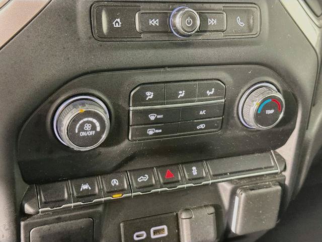Used 2022 Chevrolet Silverado 1500 Custom AWD/4WD image 16