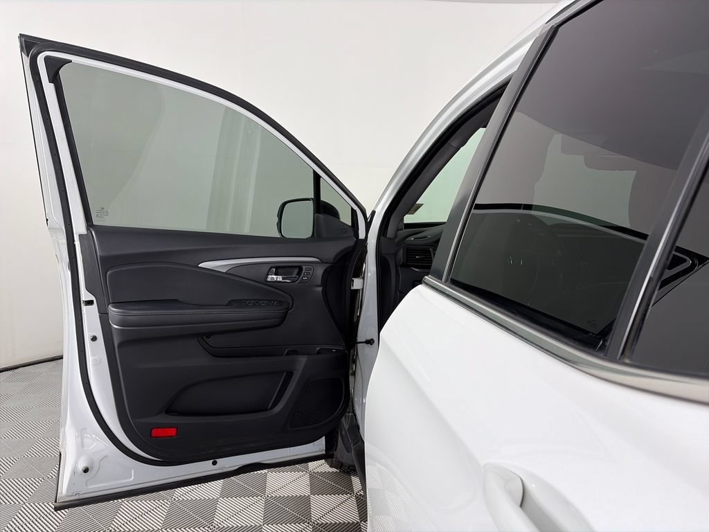 Used 2023 Honda Ridgeline RTL image 10