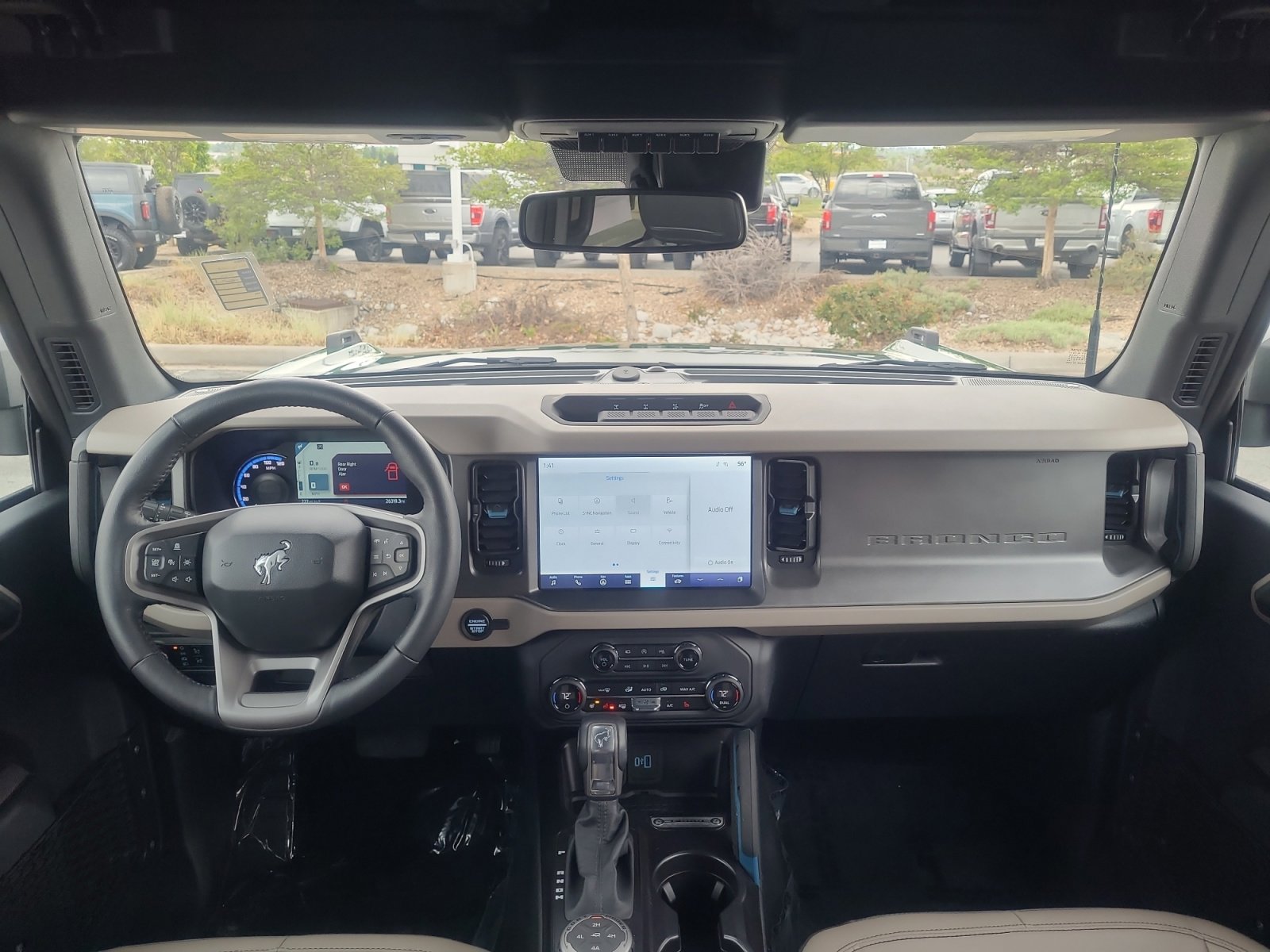 Certified 2024 Ford Bronco Wildtrak AWD/4WD image 20